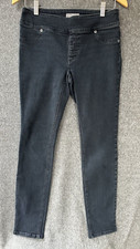 Chico  s So Slimming Women  s Jeans Sz 0 Black Skinny Pull-On Denim 29  Inseam