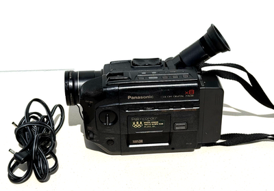 Panasonic Palmcorder 1992 PV-32 Compact VHS-C Camcorder Movie Panasonic Palmcorder 1992 PV-32 Compact VHS-C Camcorder Movie