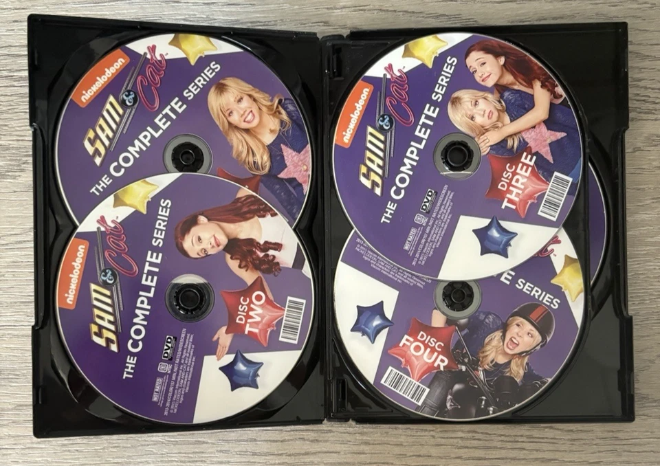 Sam & Cat The Complete Series DVD Nickelodeon Ariana Grande Rare US Import Reg 1 - Image 3 of 4