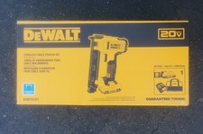 DEWALT 20V MAX Cordless Cable Stapler Kit + B...