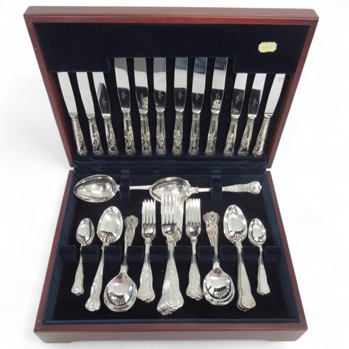 44-Piece Walker & Hall Silver Plate Kings Pattern Dinner Set Vintage | Preloved