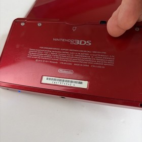 Nintendo 3DS Handheld Video Game Console Red CTR-001 (USA) W Charger US Model