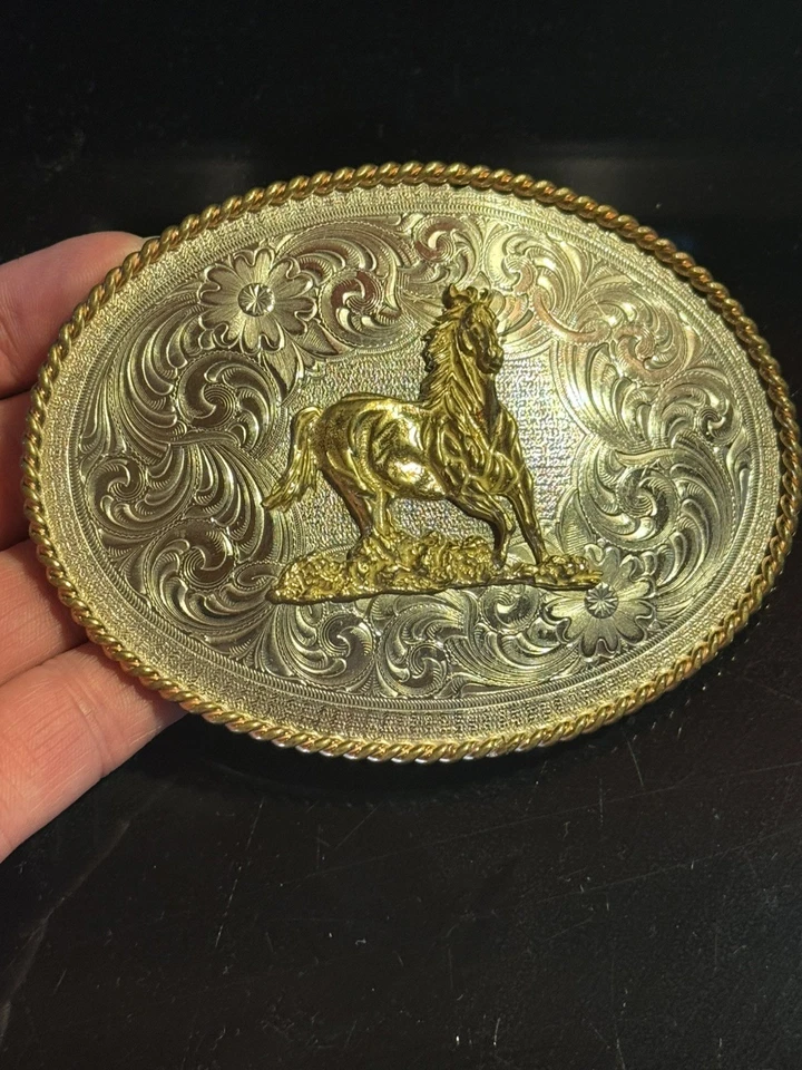 Montana Silversmiths Galloping Horse Belt Buckle Silver/Gold Tone 4” x 3” - Image 2 of 4