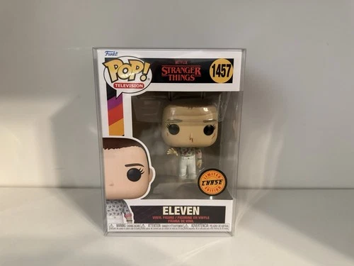 Funko Pop! Television: Stranger Things - Eleven #1457 (BLOODY CHASE) + Protector