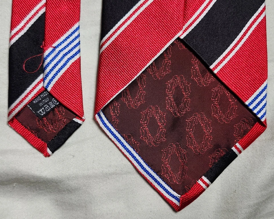 Corbatas Bally 100% Seda Rojo y Negro Diseño Rayas Hechas en Italia Foto 4 de 4