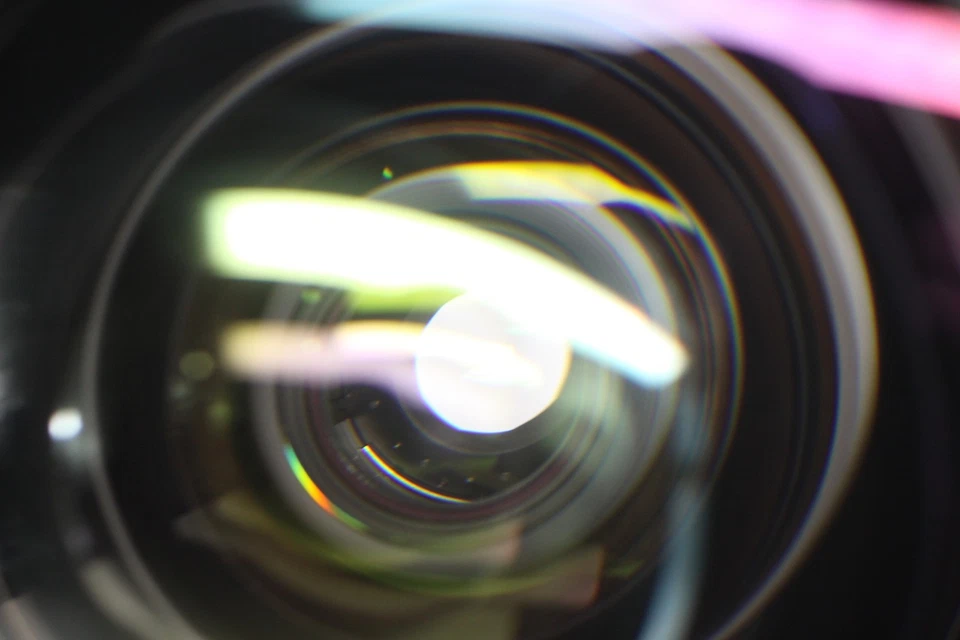 Tokina AT-X PRO 16-28mm F/2.8 SD MF FX Aspherical IF AF Lens for Canon EF - Image 3 of 4