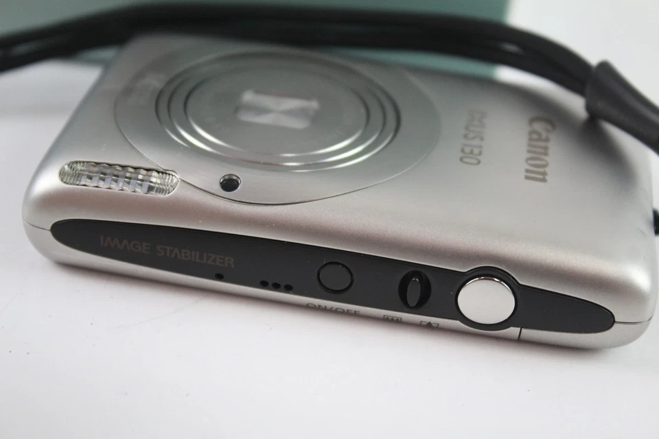 Canon IXUS 130 Digital Compact Camera Working w/ Canon 4x IS Zoom Lens - Image 4 of 4