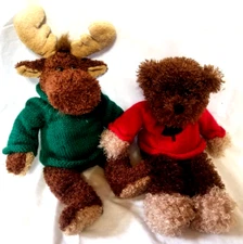 2 Animal Adventure Xmas Shelf Plush Green & Red Moose & Brown Bear Hunting Lodge