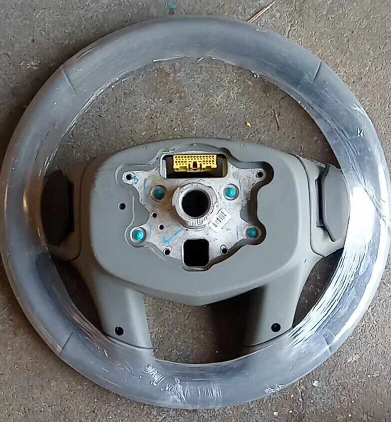 Volante Cadillac XT5 2017 OEM 84214051 Foto 4 de 4