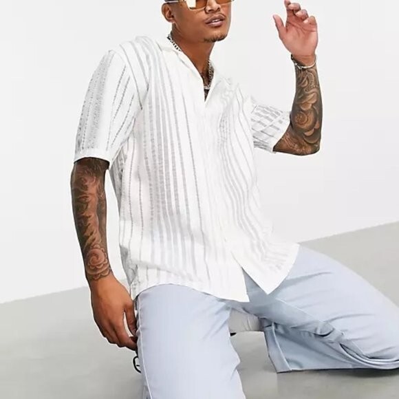 【BERSHKA】TEXTURED STRIPED Tシャツ ベルシュカ Bershka ベルシュカ 未使用 タグ付き tシャツ ロゴT - メルカリ