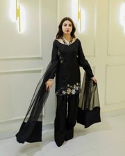 Fashionable Natural Crepe Silk Salwar Kameez  Black Dupatta For Ethnic Wear