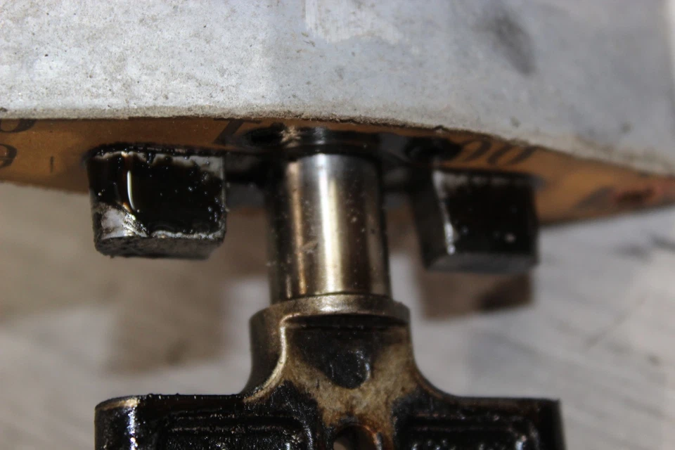 Клапан мощности выхлопной системы 2015 Polaris Assault Rmk 800 - Изображение 3 из 4