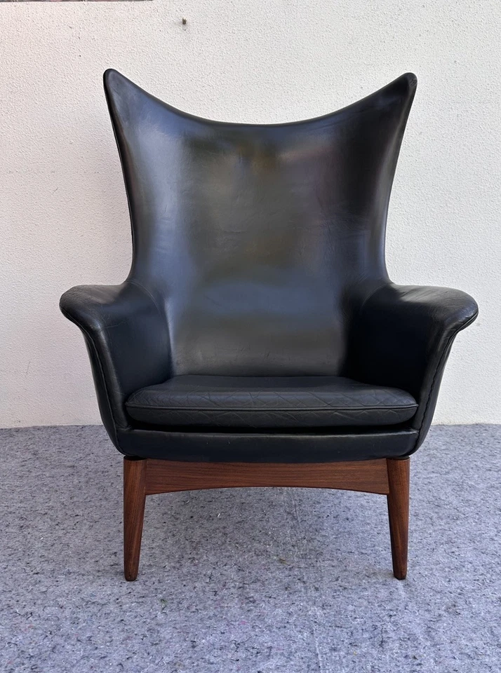 Sillón y otomana HW Klein Bramin danés de cuero negro moderno de mediados de siglo Foto 3 de 4