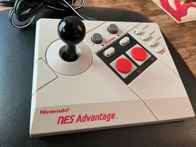 NINTENDO NES ADVANTAGE CONTROLLER JOYSTICK - WORKS MINTY CONDITION 