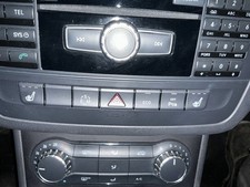 Schalter für Sitzheizung Mercedes-Benz B-Klasse (W246) Sitzheizungsschalter Schalter für Sitzheizung Mercedes-Benz B-Klasse (W246) Sitzheizungsschalter
