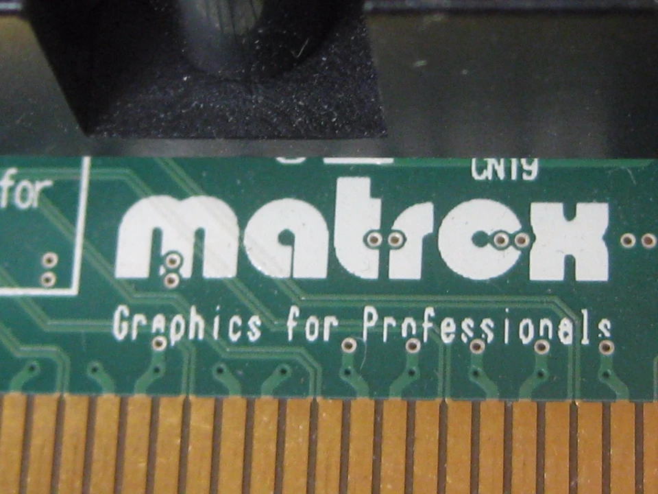 Matrox M9140 512MB DDR2 SDRAM PCI Express x16 Graphics Adapter M9140-E512LAF - Image 2 of 4