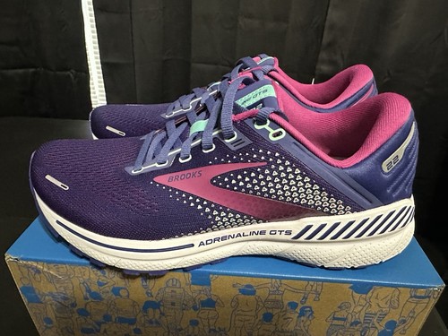 Brooks Adrenaline GTS 22 Women’s Size 9.5 Medium Shoes Purple Road Running