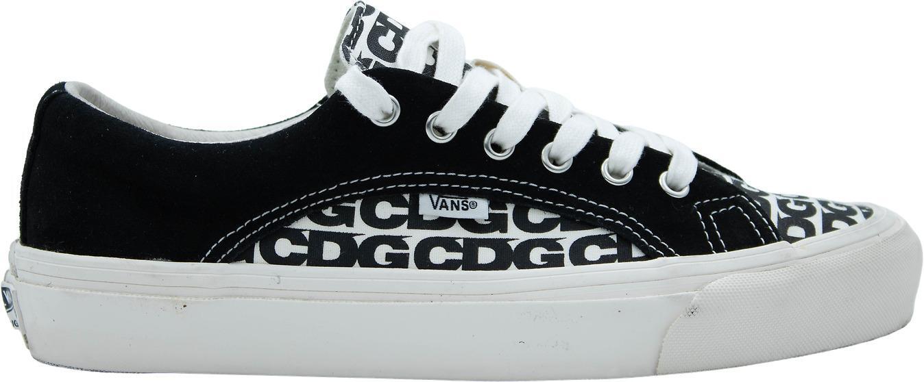 COMME des GARCONS 刺繍パンプス COMME des GARCONS x KIDS LOVE GAITE ステイプルドレザーヒール