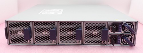 Arista DCS-7050SX2-128-R 7050X2 96x 1/10GbE SFP + 8x 40GbE QSFP + commutateur de port B2F - Photo 3/4