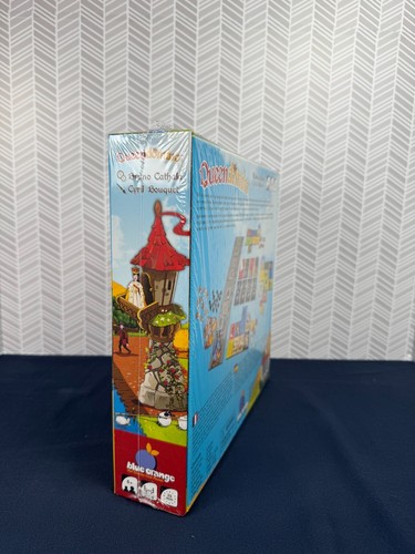 Queendomino Strategy Board Game - Picture 4 of 6