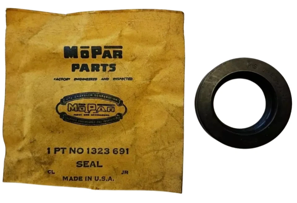 Chrysler New Yorker V8 1951-1953 convertidor de par turbina eje sello 1323691 nuevo de stock Foto 2 de 4