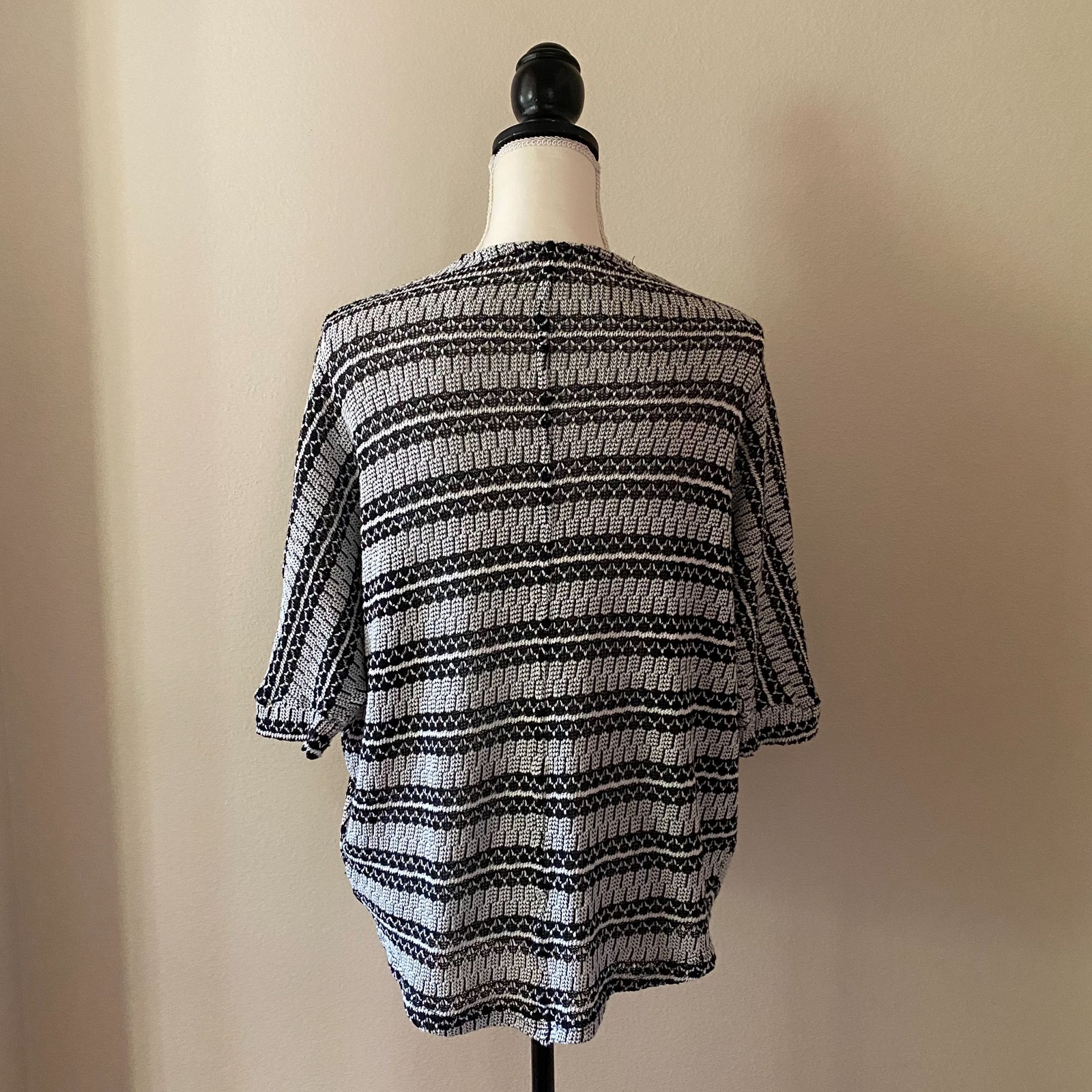 Mossimo Geometric Pattern Knitted Cardigan/Cover … - image 2