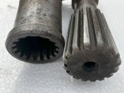 Willys MB Jeep Rear Drive Shaft w/yoke flange - Picture 3 of 3