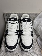 Louis Vuitton Trainer White Black Monogram Lo...