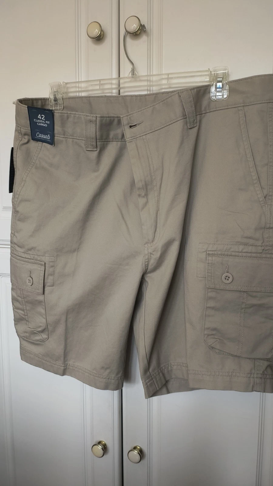 NWT Roundtree & Yorke Casuals 42W Men's Taupe Cargo shorts (C6