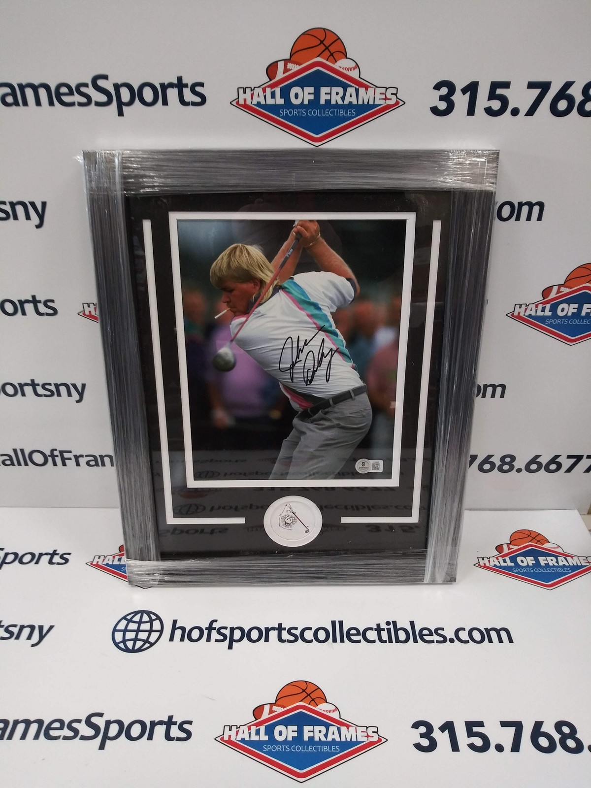 JOHN DALY SIGNED YOUNG SMOKING FRAMED 8X10 GOLF PHOTO - BECKETT COA 