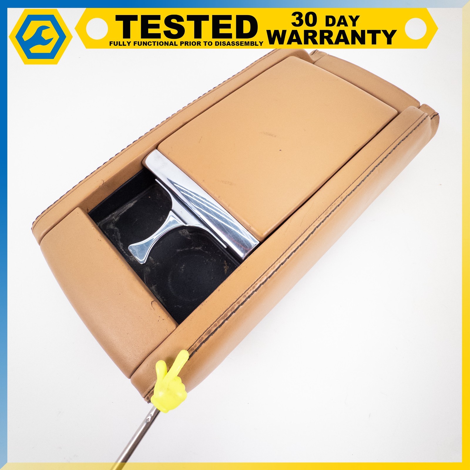 Aston Martin Vantage 2006-2017 Center console storage compartment
