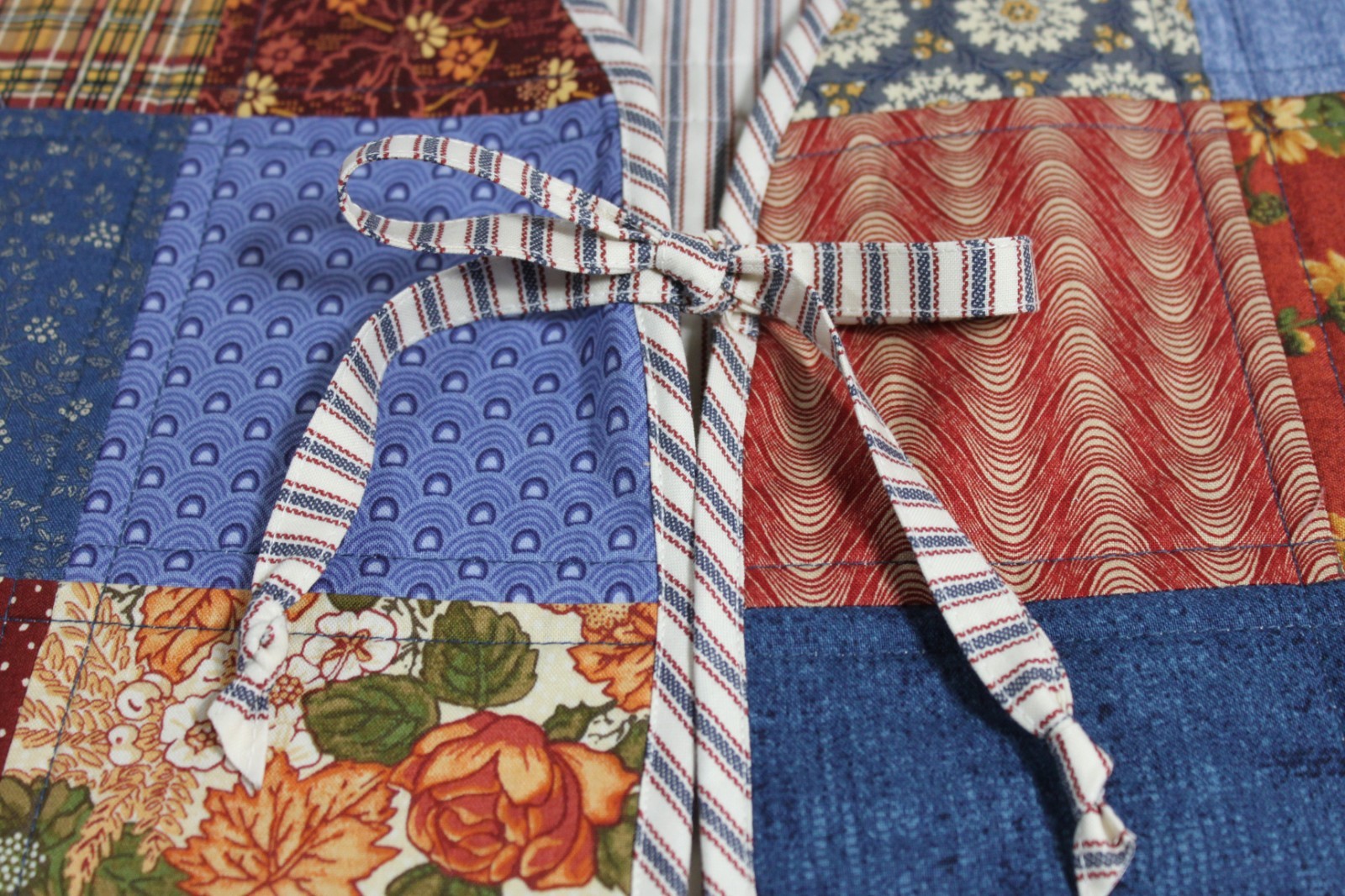 Wm's Quilted Patchwork Handmade Vest Cottagecore … - image 2