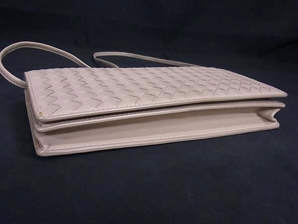 Bottega Veneta Mini Shoulder Bag Intrecciato Leather Beige thumbnail 4