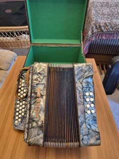 akkordeon hohner CLUB 11B Victoria