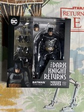 Medicom Mafex The Dark Knight Returns 6  Batman Action Figure