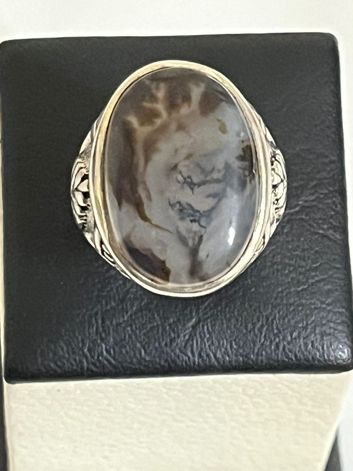 Picture 3 of 21