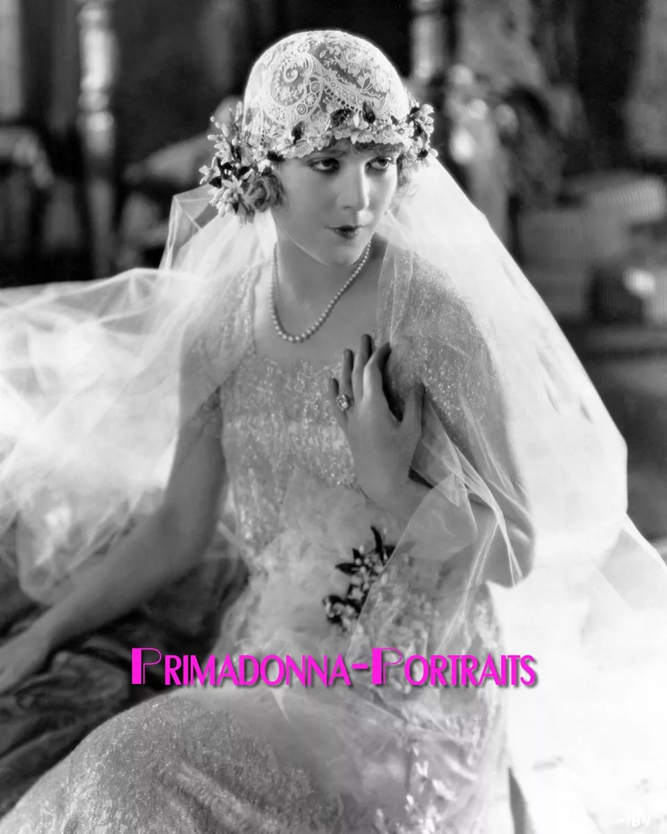 Fuji dress shop 1920s