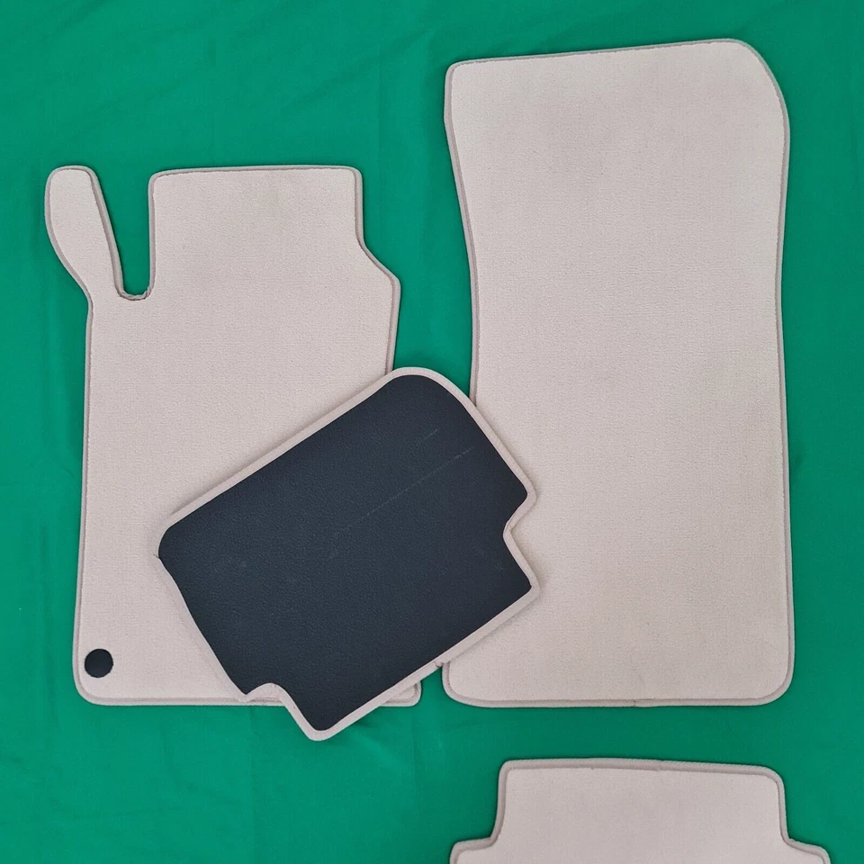 Alfombrillas coche terciopelo para Mercedes Benz CLK C209 02-09 beige alfombra revestimientos auto Foto 3 de 4