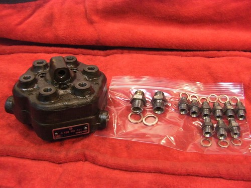 $100 BACK + DIAPHRAGM !!! Mercedes 6 cyl L5 FUEL DISTRIBUTOR 107 116 W123 280 - Foto 7 di 7