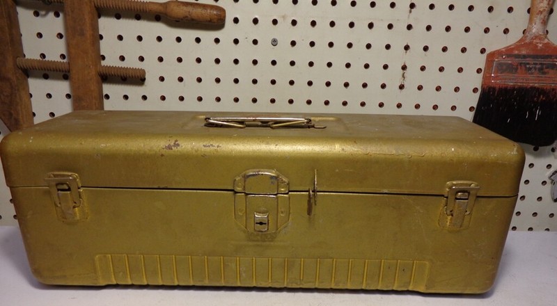 Vintage Large T 3119 Union/ Liberty Steel Metal Tackle Box One Tray 19" Long 