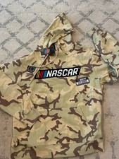 NWT Men's L Large NASCAR Hoodie Official EMBROIDERED CAMO SWEATSHIRT Camouflage