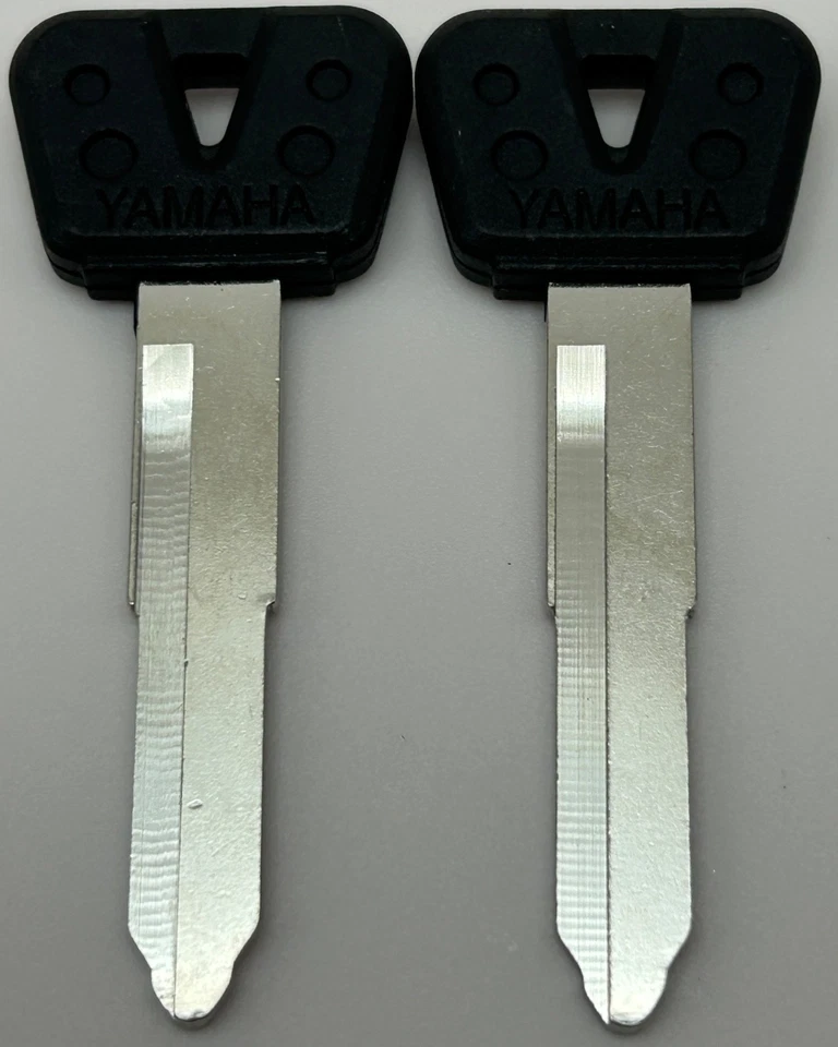 2 llaves en blanco Yamaha XVZ1300 XVZ 1300 Royal Star YZF300 YZF600 YZF 300 600 1000 Foto 2 de 3