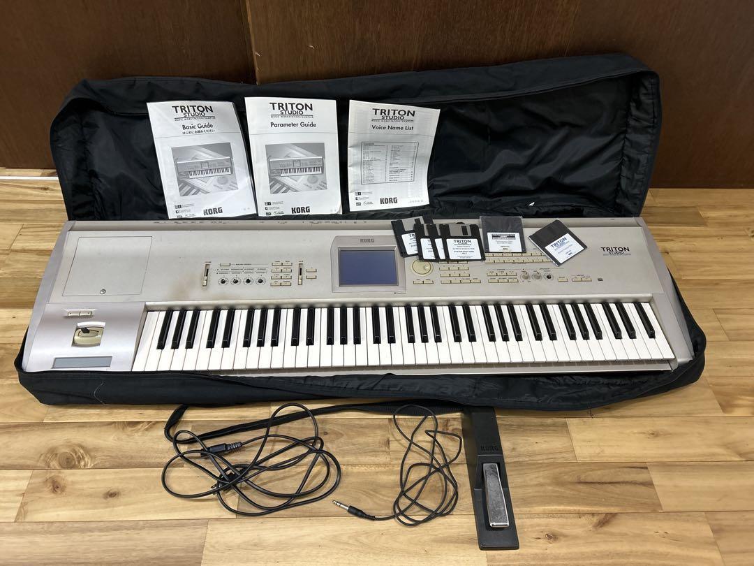 KORG シンセサイザー TRITON Le 76鍵盤 専用ケース付き Korg Triton Le 76key