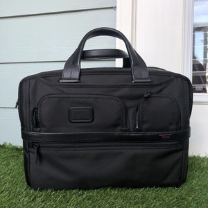 alpha 2 expandable laptop briefcase