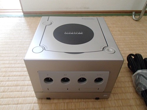 Nintendo Gamecube DOL-101 Silver NTSC-J + Naruto2 BioHazard0 Japanese Region - Picture 2 of 12