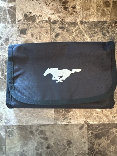 2016 Ford Mustang owners manual & case - Picture 7 of 8