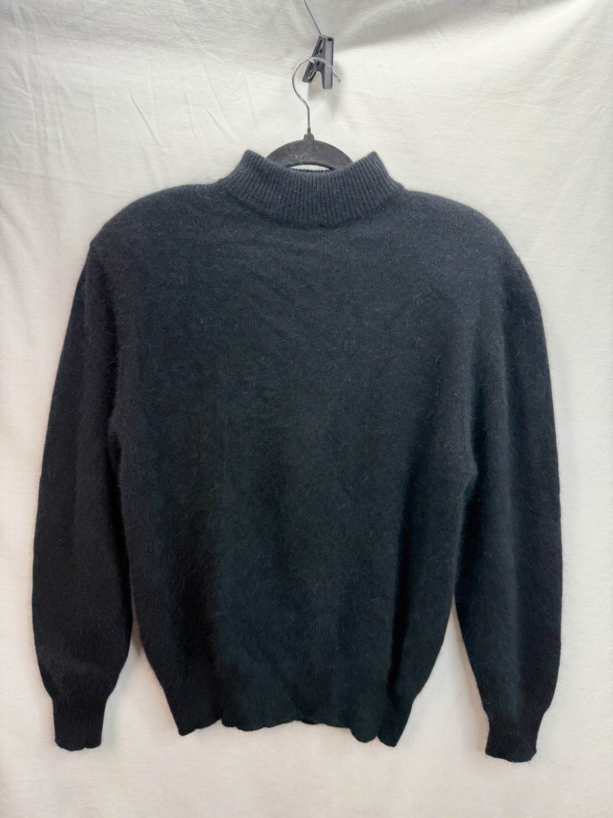 Club Classic Price Club Women’s Black Lambswool Angora Blend Sweater Sz M Padded