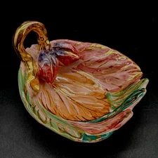 Vntg Italian Pottery Hand Painted Ceramic Applied Figs Leaf Trinket Bowl Handle