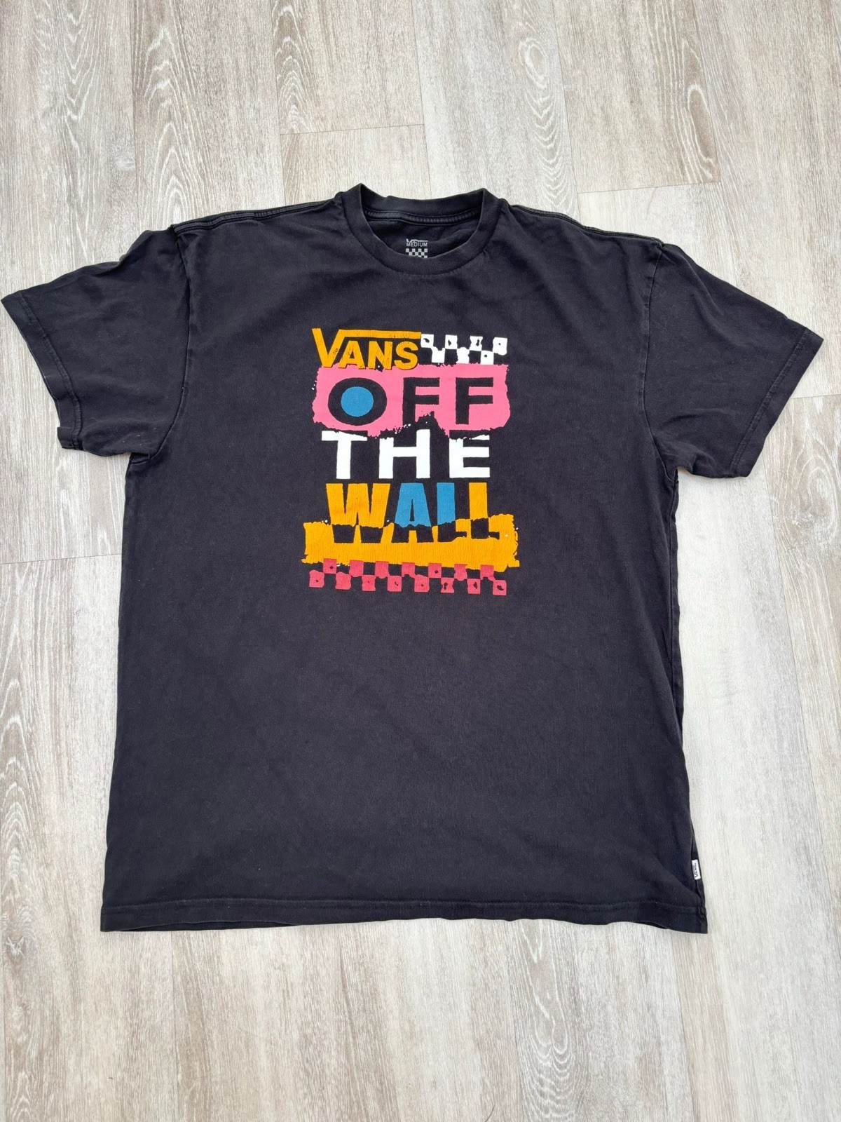 Vans Men’s Black T-Shirt Medium Graphic Logo “Off The Wall” Skatewear