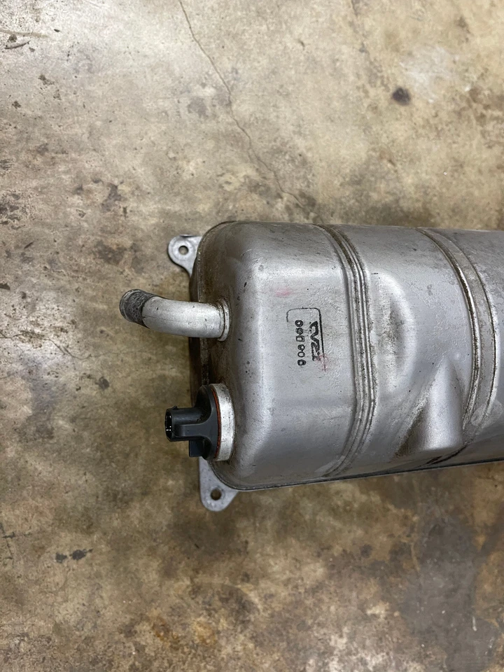 雅马哈 Phazer RTX MTX XTX Venture 08 09 10 11 12 13 14 15 16 17 18 原始设备制造商油箱 — 第 3/4 张图片